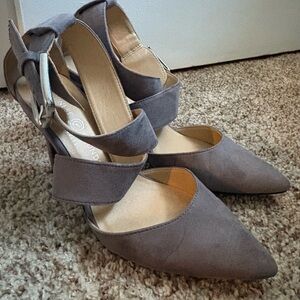 Chinese Laundry Gray Women's Heels